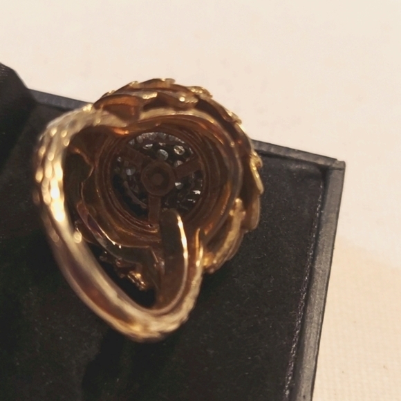 18K gold and diamond ring. - Picture 4 of 16